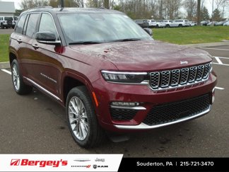 New 2025 Jeep Grand Cherokee Summit image 1