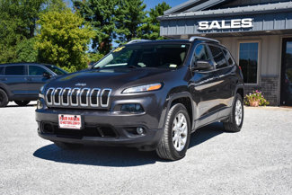 Used 2015 Jeep Cherokee Latitude image 1