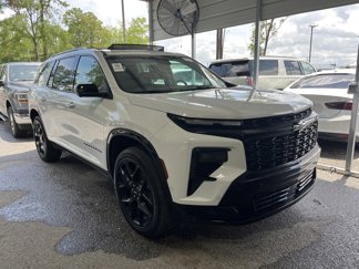 Used 2024 Chevrolet Traverse RS image 1