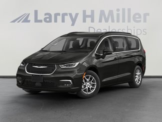 Used 2021 Chrysler Pacifica Touring-L image 1