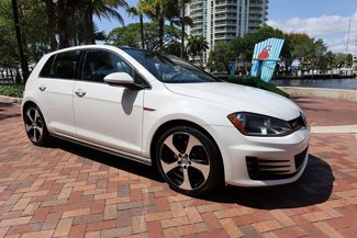 Used 2015 Volkswagen Golf 4-Door image 1