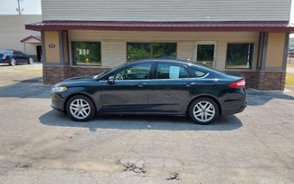 Used 2014 Ford Fusion SE image 1