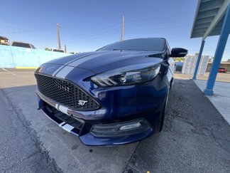 Used 2017 Ford Focus ST image 1