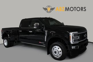 Used 2025 Ford F450 Platinum w/ Platinum Plus Package image 1