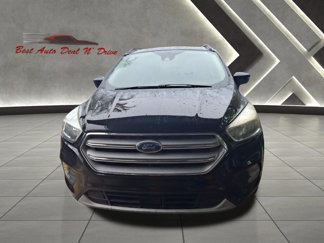 Used 2018 Ford Escape SE w/ Ford Safe & Smart Package image 1