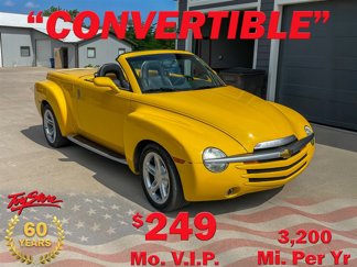Used 2004 Chevrolet SSR w/ Preferred Equipment Group image 1