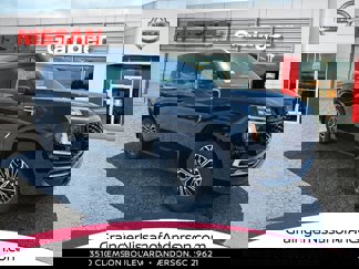 New 2025 Nissan Armada SL image 1