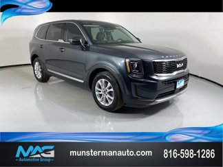Used 2022 Kia Telluride LX image 1