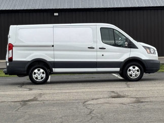 Used 2017 Ford Transit 250 130 Low Roof image 1