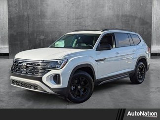 New 2025 Volkswagen Atlas Peak Edition SE image 1