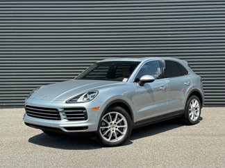 Used 2022 Porsche Cayenne image 1
