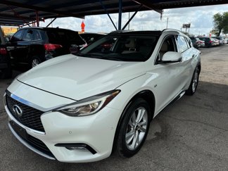 Used 2017 INFINITI QX30 Premium w/ Navigation Package image 1