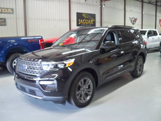 Used 2022 Ford Explorer XLT w/ Equipment Group 202A image 1