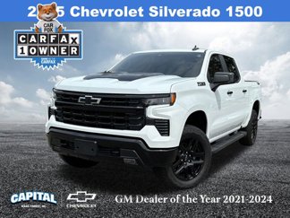 Used 2025 Chevrolet Silverado 1500 LT Trail Boss w/ Dark Appearance Package image 1