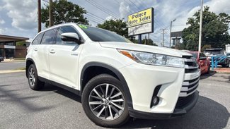 Used 2019 Toyota Highlander XLE image 1