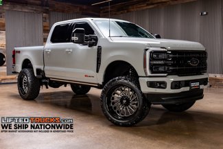 Used 2025 Ford F250 Platinum image 1