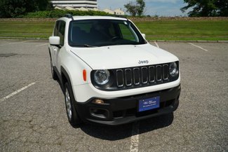 Used 2018 Jeep Renegade Latitude w/ Cold Weather Group image 1