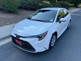 Used 2020 Toyota Corolla LE image 1