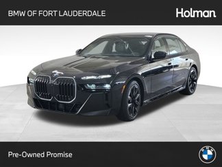Used 2025 BMW 760i xDrive w/ Executive Package image 1