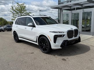 New 2026 BMW X7 xDrive40i w/ Dynamic Handling Package image 1