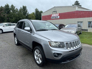 Used 2014 Jeep Compass Latitude image 1