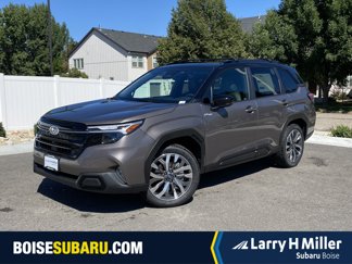 New 2025 Subaru Forester Touring image 1