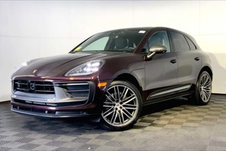Certified 2023 Porsche Macan Turbo image 1