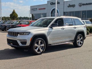 New 2025 Jeep Grand Cherokee Limited w/ Trailer Tow Package image 1