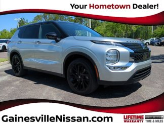 Used 2023 Mitsubishi Outlander SEL image 1