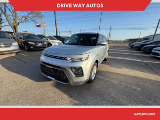 Used 2020 Kia Soul S image 1