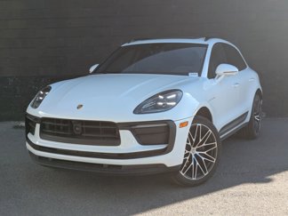 Certified 2024 Porsche Macan image 1