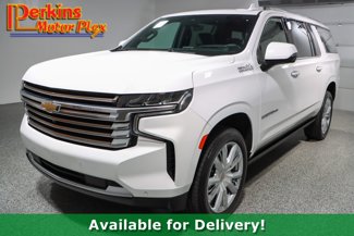 Used 2024 Chevrolet Suburban High Country image 1