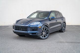 New 2025 Porsche Cayenne image 1