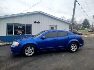 Used 2013 Dodge Avenger SXT image 1