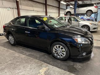Used 2018 Nissan Sentra SV image 1