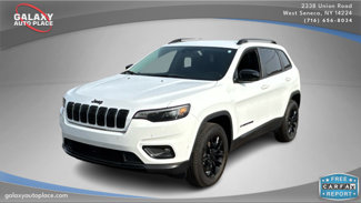 Used 2023 Jeep Cherokee Altitude Lux image 1
