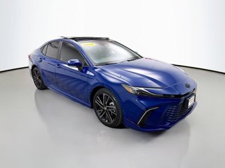 Used 2025 Toyota Camry XSE image 1