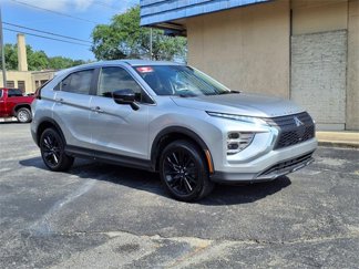 Used 2023 Mitsubishi Eclipse Cross LE image 1