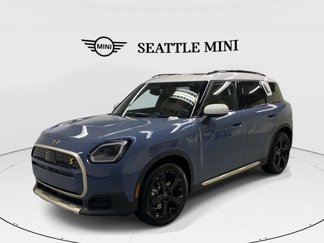New 2025 MINI Cooper Countryman SE w/ Comfort Package Max image 1