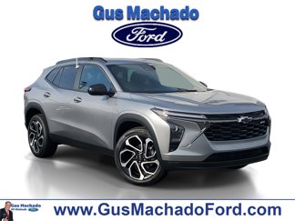 Used 2024 Chevrolet Trax RS image 1