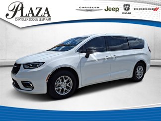 New 2025 Chrysler Pacifica Select image 1