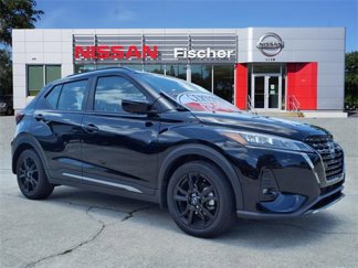 Used 2023 Nissan Kicks SR w/ SR Premium Package image 1