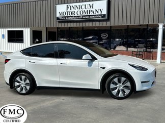 Used 2023 Tesla Model Y Long Range image 1