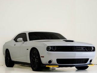 Used 2023 Dodge Challenger R/T w/ Blacktop Package image 1