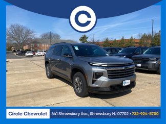New 2025 Chevrolet Traverse LT w/ Enhanced Driving Package image 1