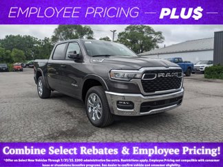 New 2025 RAM 1500 4x4 Crew Cab image 1