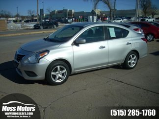 Used 2019 Nissan Versa SV image 1