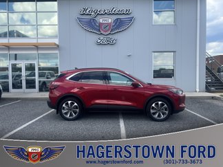 Certified 2024 Ford Escape Platinum w/ Premium Technology Package image 1