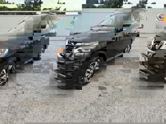 Used 2020 Nissan Pathfinder SL image 1