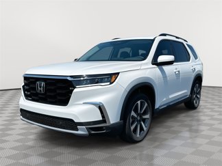 New 2025 Honda Pilot Touring image 1